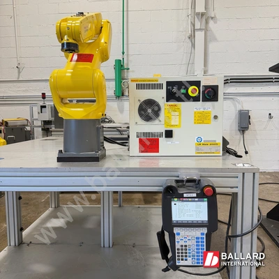 FANUC LR Mate 200iD/7L Robot w/ R30iB Mate Plus Controller