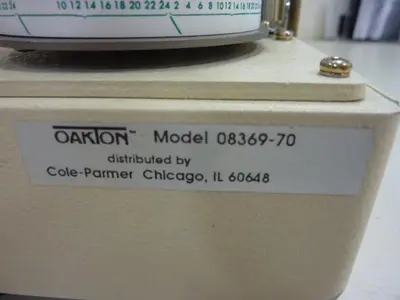 USED OAKTON 08369-70
