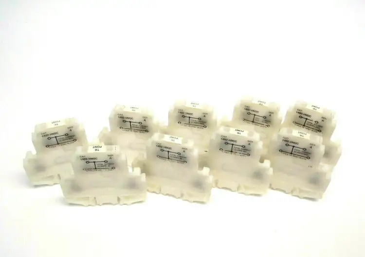 Used ALLEN-BRADLEY 4-POLE TIE POINT TERMINAL BLOCKS SER A 10A Terminal Blocks | Maverick Industrial Sales #1110143