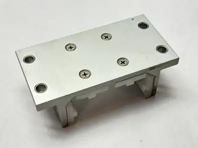 USED 80/20 DOUBLE FLANGE SHORT STANDARD LINEAR BEARING, 15 SERIES, 4 SLOT MO