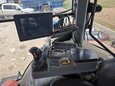USED VERSATILE 335