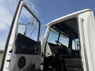 Used 2017 WESTERN STAR 4700 STELLAR Hooklifts & Roll-Offs Minnesota US | Carco Truck & Equipment #1513974