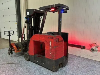 Used 2015 RAYMOND 425C50QM 3-Wheel Stand up Electric Counterbalance Forklifts Illinois US | Somerset Equipment Sales #1546258