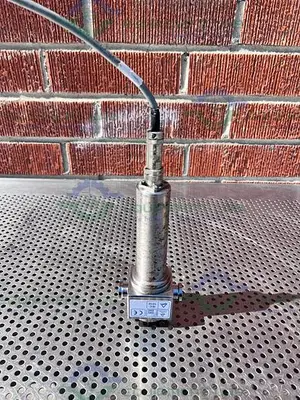 USED WEDGEWOOD TECHNOLOGY AF44VEQHNT1C2-C FLOW THROUGH SENSOR