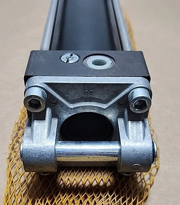 NEW Amak 80-200
