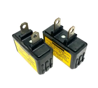 USED BUSSMANN CUBEFUSE DUAL ELEMENT TIME DELAY CURRENT LIMITING FUSE