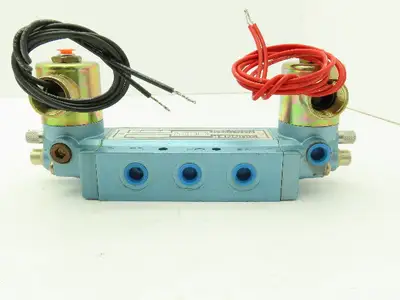 Skinner S3RRGBL2 Directional Control Valve 5-Way 2 Pos 120V 150 PSI 1/4" NPT