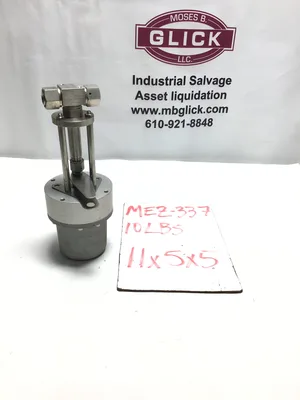 Swagelok B79650/SS-8UK-V471M-4C Pneumatic Stainless Bellows Sealed Valve