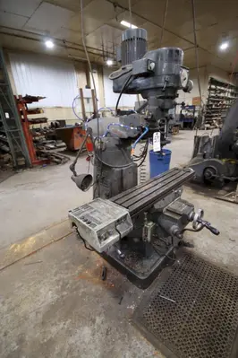 2 HP DOALL MODEL @PM-200V RAM TYPE VERTICAL MILL WITH POWER FEED & DRO: STOCK #22880