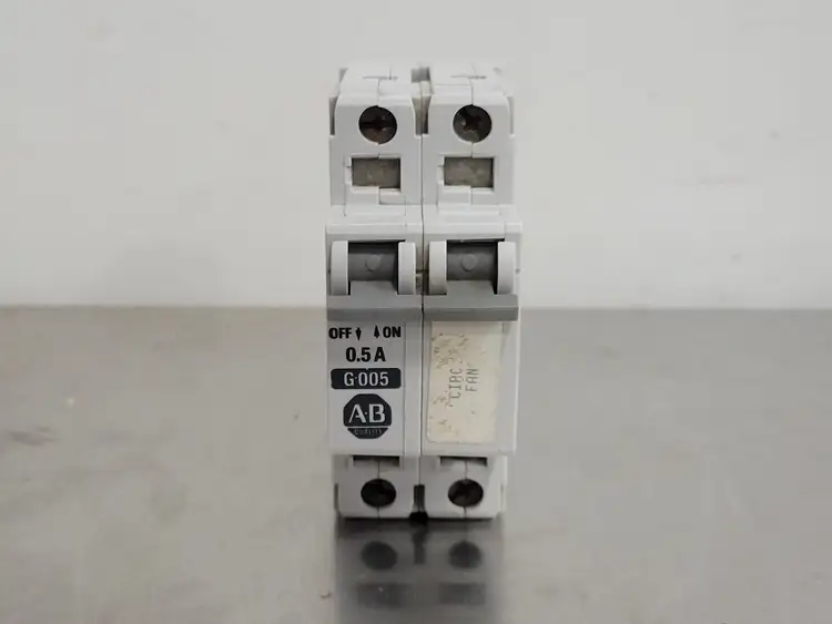 Used ALLEN-BRADLEY 1492-CB2 G005 Switchgears British Columbia CA | Lenmark #244696