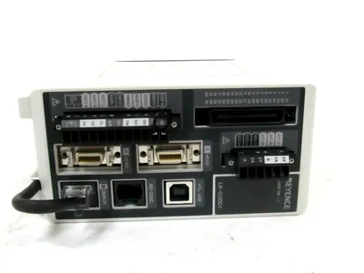 NEW KEYENCE LK-G3001V LASER SENSOR CONTROLLER LKG3001V