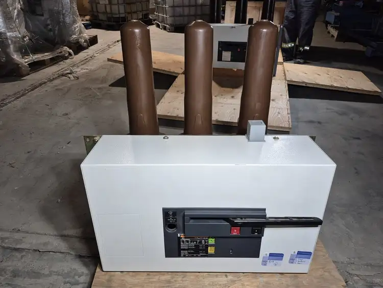 New | in-Stock MERLIN GERIN SF1 630A Switchgears British Columbia CA | Lenmark #238871