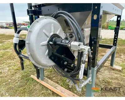 Used HINIKER _UNKNOWN_ Seeders Iowa US | Keast Enterprises #1360310
