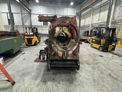 CRC-Evans 36″ Pipe Bender