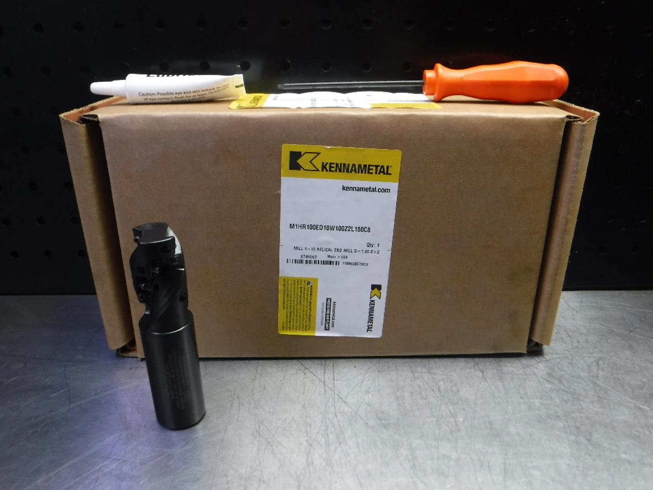 Kennametal 1" 2 Flute Indexable Milling Cutter M1HR100ED10W100Z2L180C8 (LOC348B)