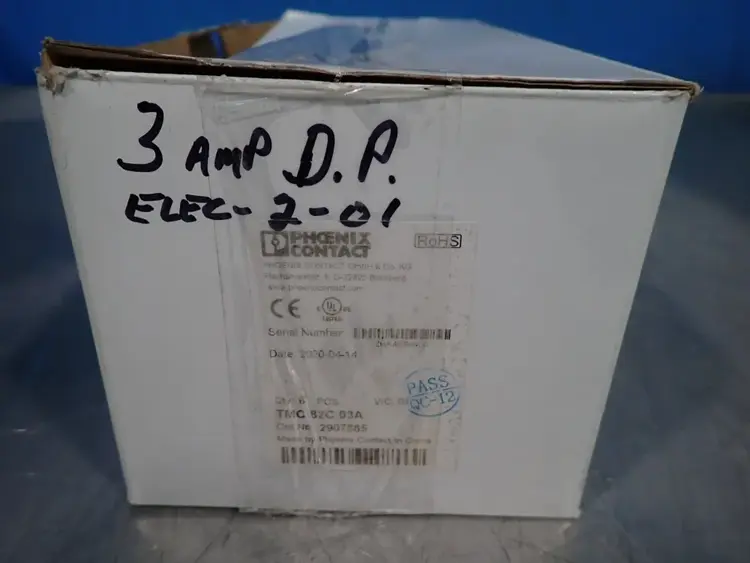 Used PHOENIX CONTACT TMC82C03A Circuit Breakers | HGR 24 #731990