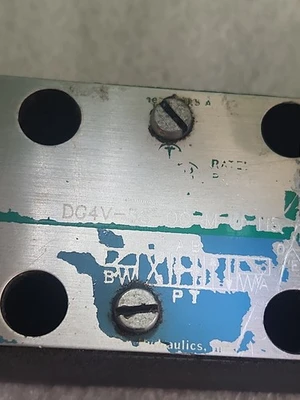 USED Vickers DC4V-3S-OC-M-U-H5-60