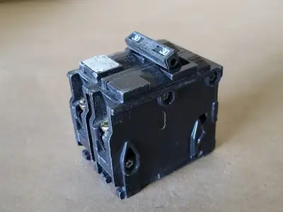 USED SIEMENS Q230