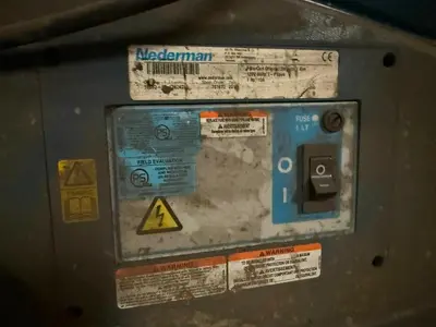 NEDERMAN FUME EXTRACTION FILTER CART SYSTEM MA
