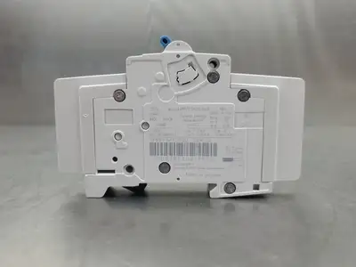 USED Allen-Bradley 1489-M1C020