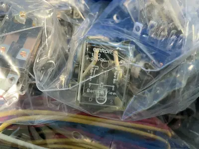 Used GENERAL ELECTRIC, COOPER BUSSMANN, OMRON _UNKNOWN_ Electronics & Components Ohio US | HGR 24 #1507806