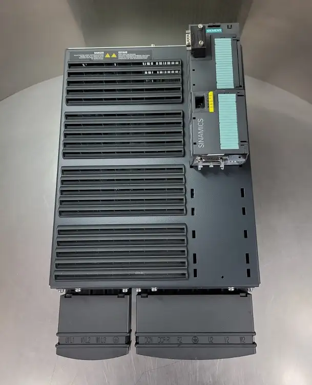 Used Siemens SIEMENS 6SL3225-0BE33-0UA0 PLC Processors | Palmetto Automation #1149346
