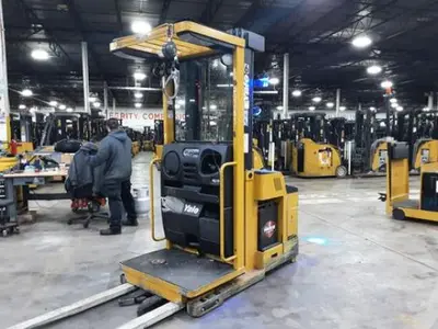 USED 2020 YALE OS030