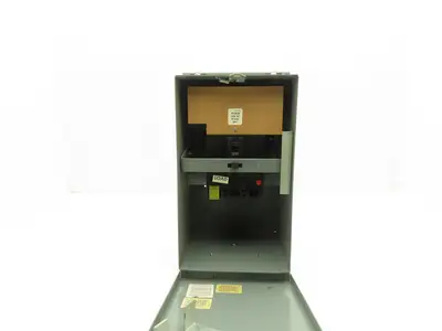 GE DFPEFA31DE 3-Pole Circuit Breaker Bus Flex-a-Plug 15A 480VAC 3Ph Plug-In