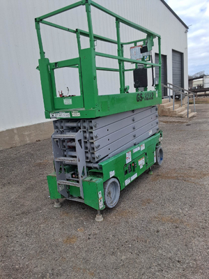 USED 2016 Genie GS-3232