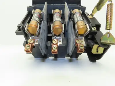 Allen Bradley 1494V-DS60 Disconnect Switch Fused 60A 600V Operator Handle