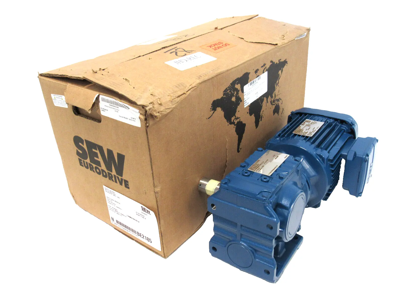 NEW SEW EURODRIVE S57 DRN90S4/DH GEAR MOTOR 38.23:1 230/460V 1.5HP S57DRN90S4DH