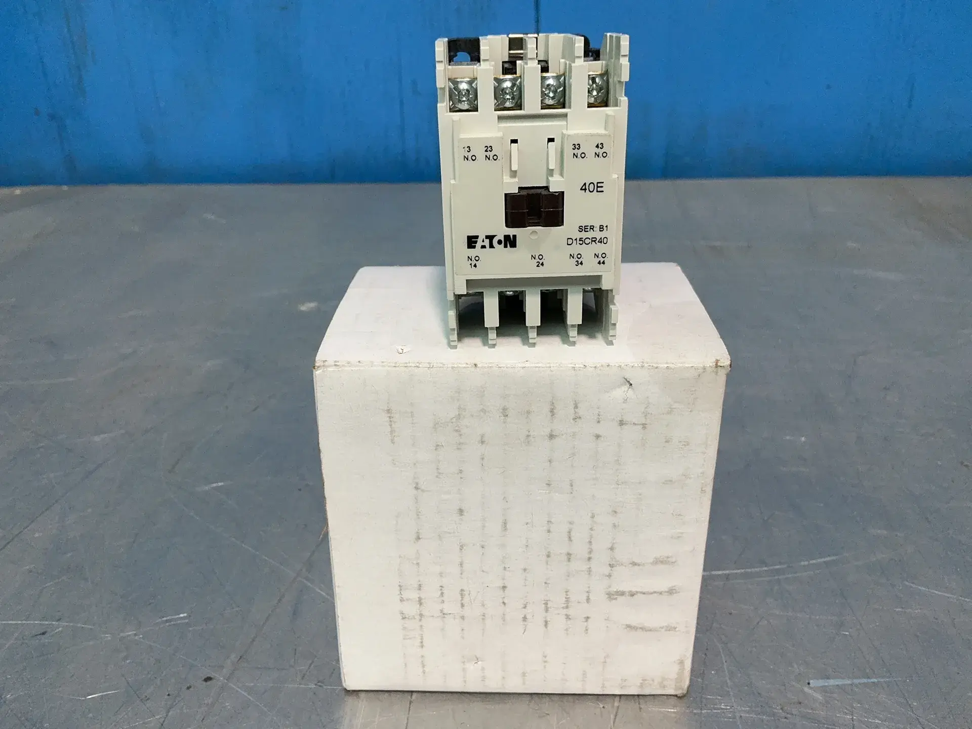 Used EATON D15CR40AB Relays & Switches Ohio US | HGR 24 #1357387