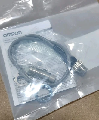 NEW Omron E2E-X8MD1-M1GJ