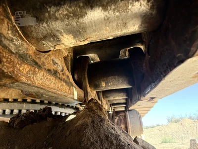 Used 2015 LIEBHERR R956 Crawler Excavators California US | Mittry Construction #1363461