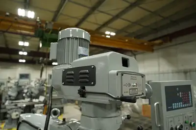YUWE TM250 Bridgeport Style Manual Milling Machine (1 Phase)