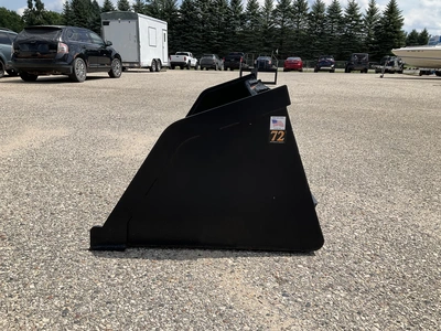 Used TOMAHAWK 72" SNOW/ MULCH BUCKET Skid Steer Buckets Michigan US | Miedema Asset Management Group #1342452