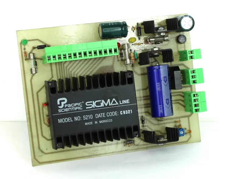 Used PACIFIC SCIENTIFIC 5210 Programmable Logic Controllers | Industrial Parts R Us Inc. #359049