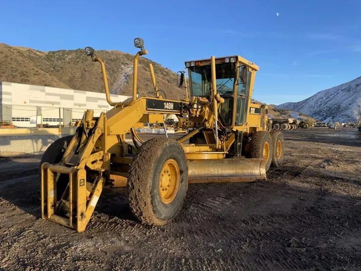 1998 Caterpillar 140H