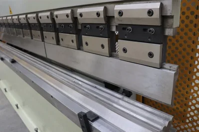 Used US INDUSTRIAL US15513 Press Brakes Georgia US | The Equipment Hub #1424564