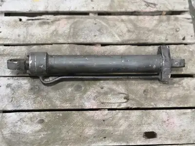 Hydraulic Cylinder JD080120 010
