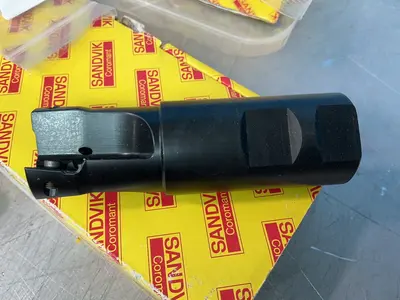 Used _UNKNOWN_ _UNKNOWN_ Milling Cutters Ohio US | HGR 24 #1370195