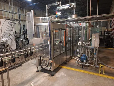 USED KOSME Glass Carbonated Bottling Line