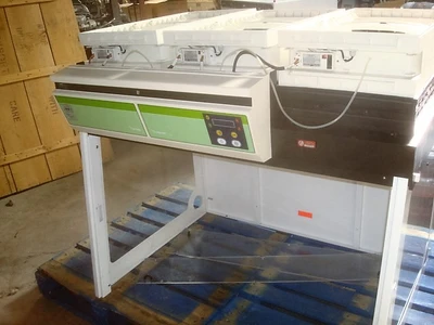 1,000L Captair Laminar Flow Cabinet Model: XL483