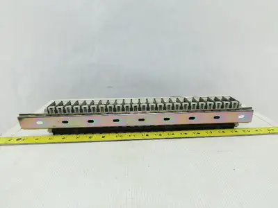 Idec BAF111SDU 24V 10A Fuse Holder W/Indicator 18-10AWG On DIN Rail Lot of 23