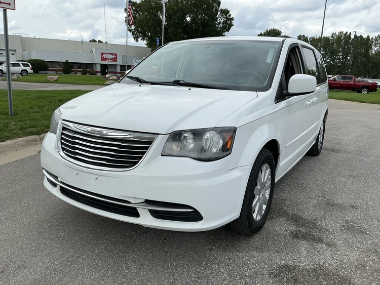 Used 2015 CHRYSLER TOWN & COUNTRY Vans Michigan US | Miedema Asset Management Group #1489474