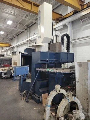 USED 1999 OLYMPIA V60L