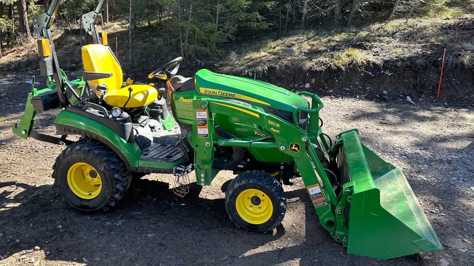 USED 2023 Deere 1025R