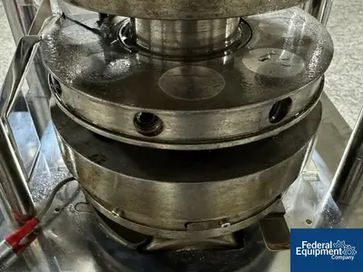 USED Riva Riva Piccola Rotary Tablet Press, 8 Station