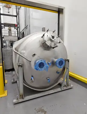 Vertical 3235 Liter Stainless Steel Hopper Tank