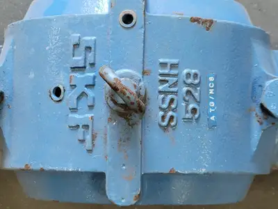 USED SKF SSNH 528